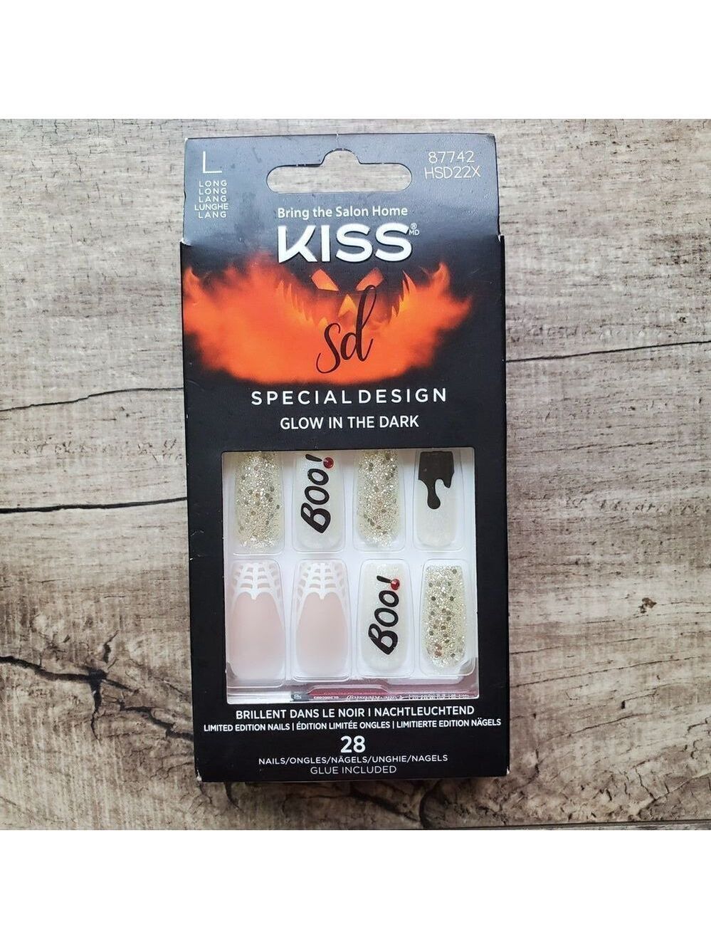 Kiss Glow in the Dark Press on Nails Long Limited Edition